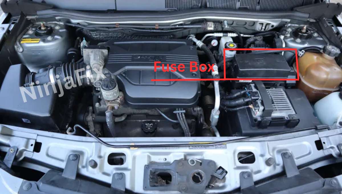 2005 Chevrolet Equinox Fuse Box Diagram and Location - Ninja Fix